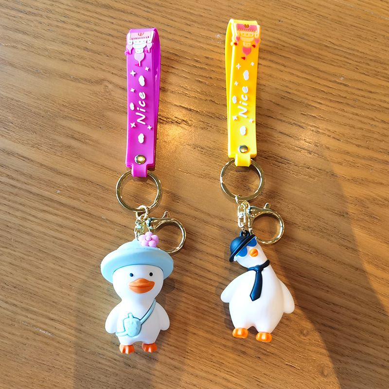 Cartoon Cute Funny Head Tilt Duck Soft Rubber PVC Keychain Girl Heart Couple Schoolbag Pendant Small Gift Wholesale