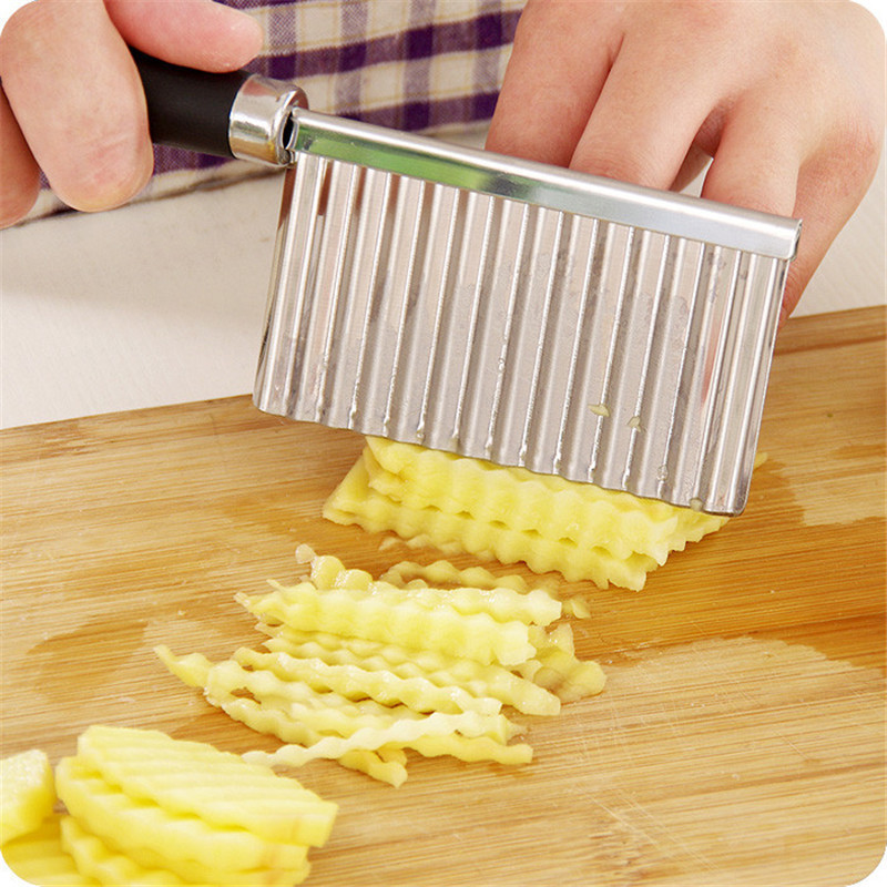 Kitchen Household Multi-Functional Wolf Tooth Potato Knife Wave Edge Knife Deep Grain Thickened Langya Potato Cutter 