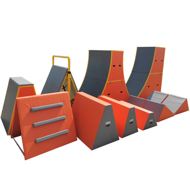 儿童体适能训练器材跑酷训练器材全套跑酷墙跳箱跑酷挡板跑酷三角