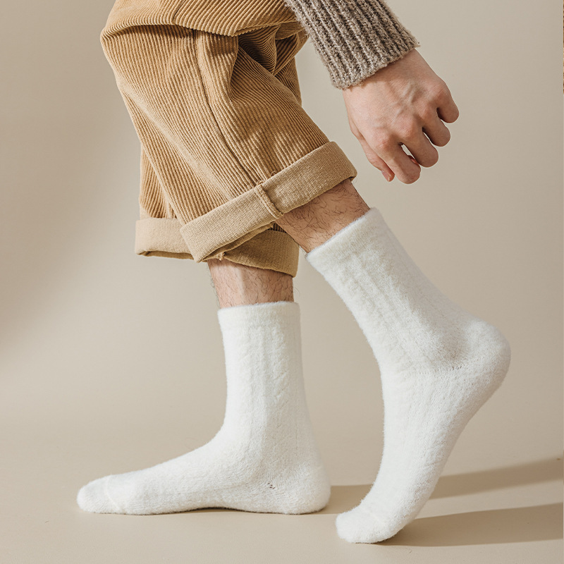 Autumn and Winter New Socks Men's Soft Glutinous Imitation Marten Twist Tube Socks Thickened Warm Winter Terry Sock Floor Socks Wholesale