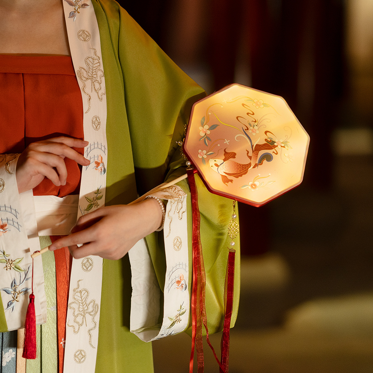 新品元宵灯宫灯 花灯 手提灯笼汉服拍摄道具七夕灯笼成品