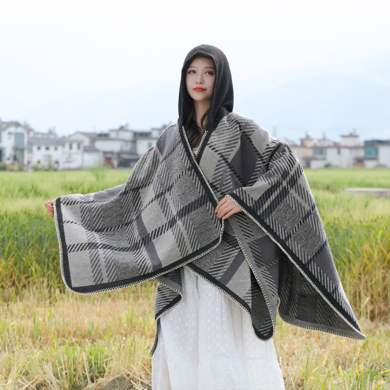 Retro Artistic Hooded Shawl Autumn and Winter New Ethnic Style Thickened Cape Yunnan Dali Travel Photography Outerwear
