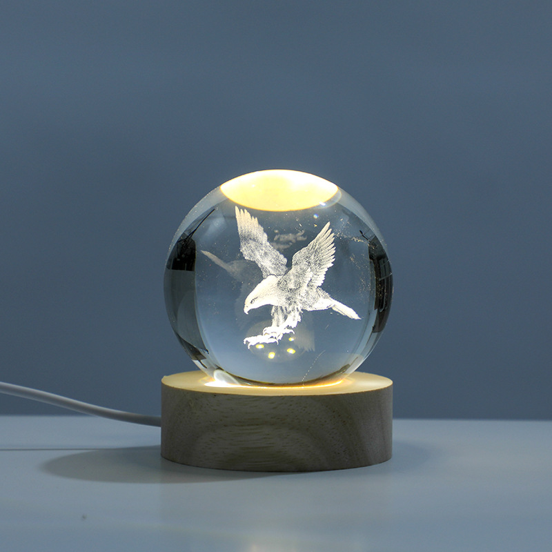 跨境3d内雕水晶球木质发光底座小夜灯创意桌面摆件送男生节日礼品