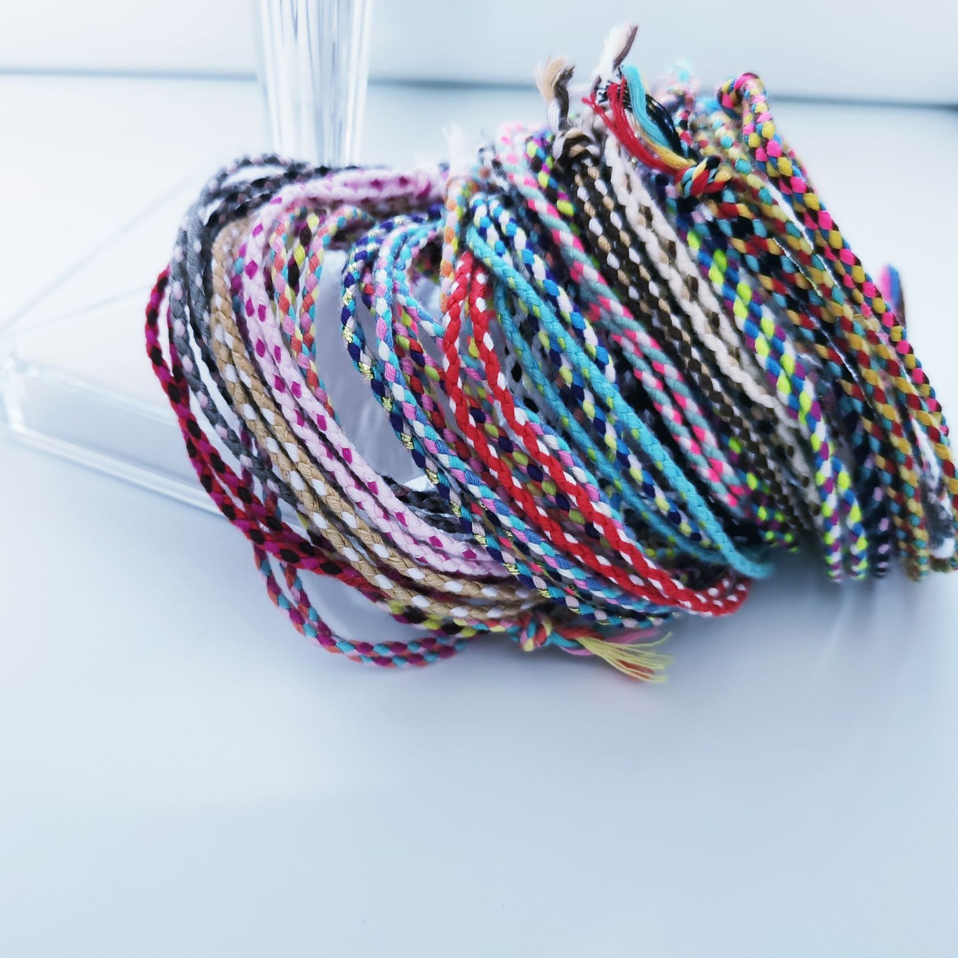 亚马逊新款藏式可调节四股彩色文玩手搓线手链手工编织红绳手绳