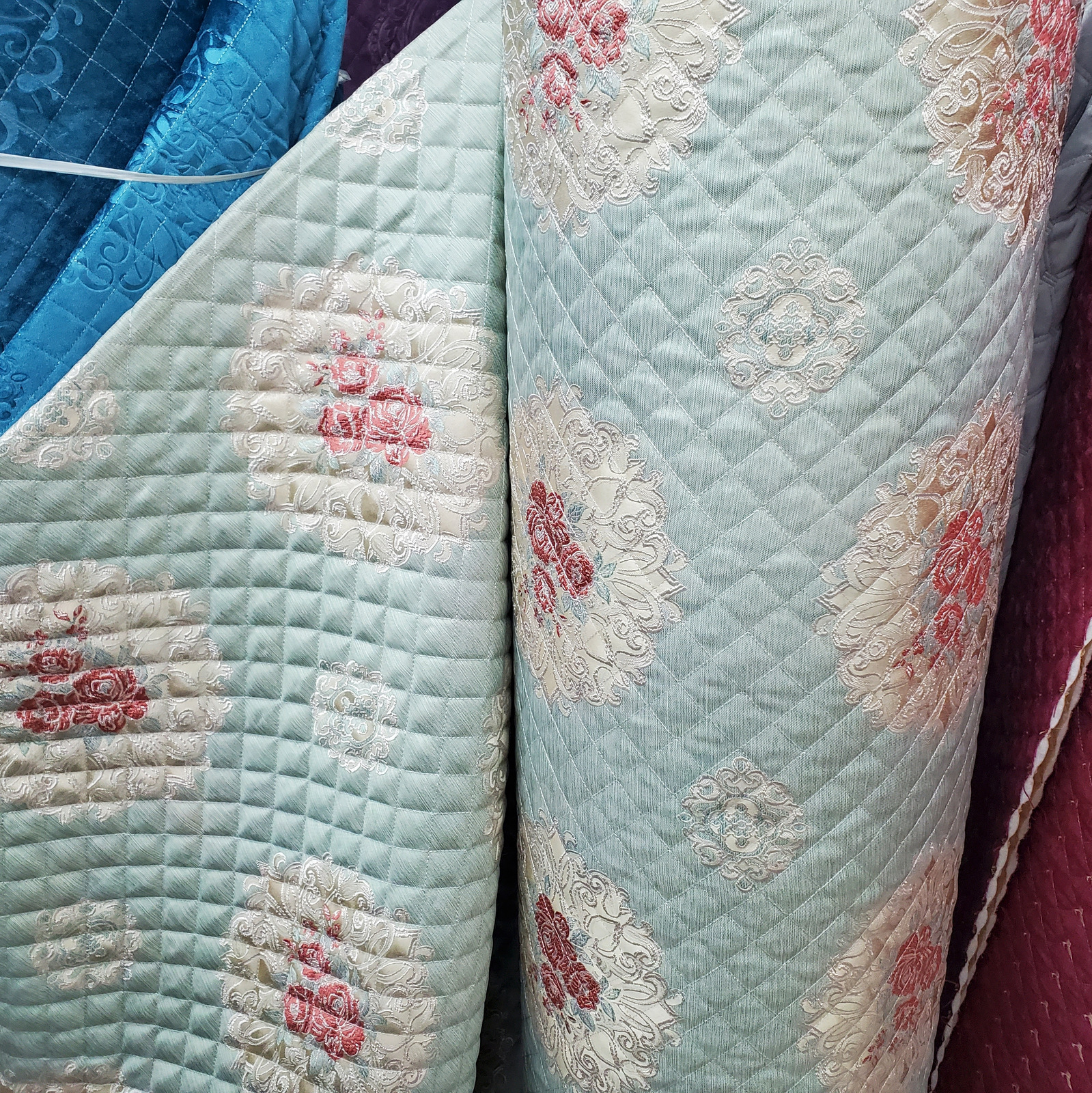 现货厂家处理夹棉半成品沙发垫布沙发套抱枕靠垫布地摊防滑布批发