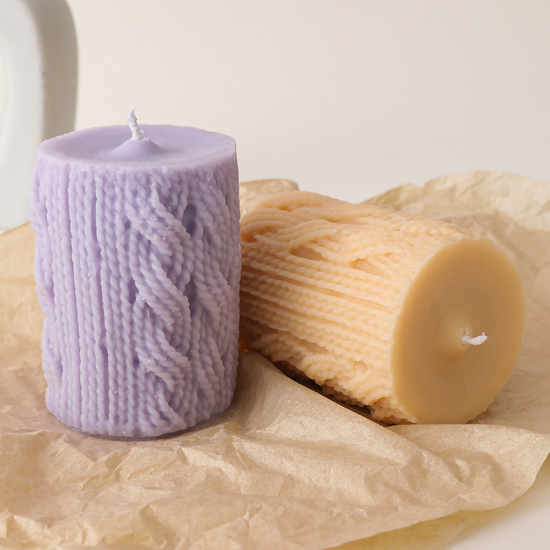 毛线香薰蜡烛大豆蜡冬日温暖复古韩国ins家居摆件礼物伴手礼柱体