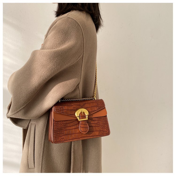 小ck包包女2021春款潮时尚百搭链条单肩斜挎包网红复古腋下小方包