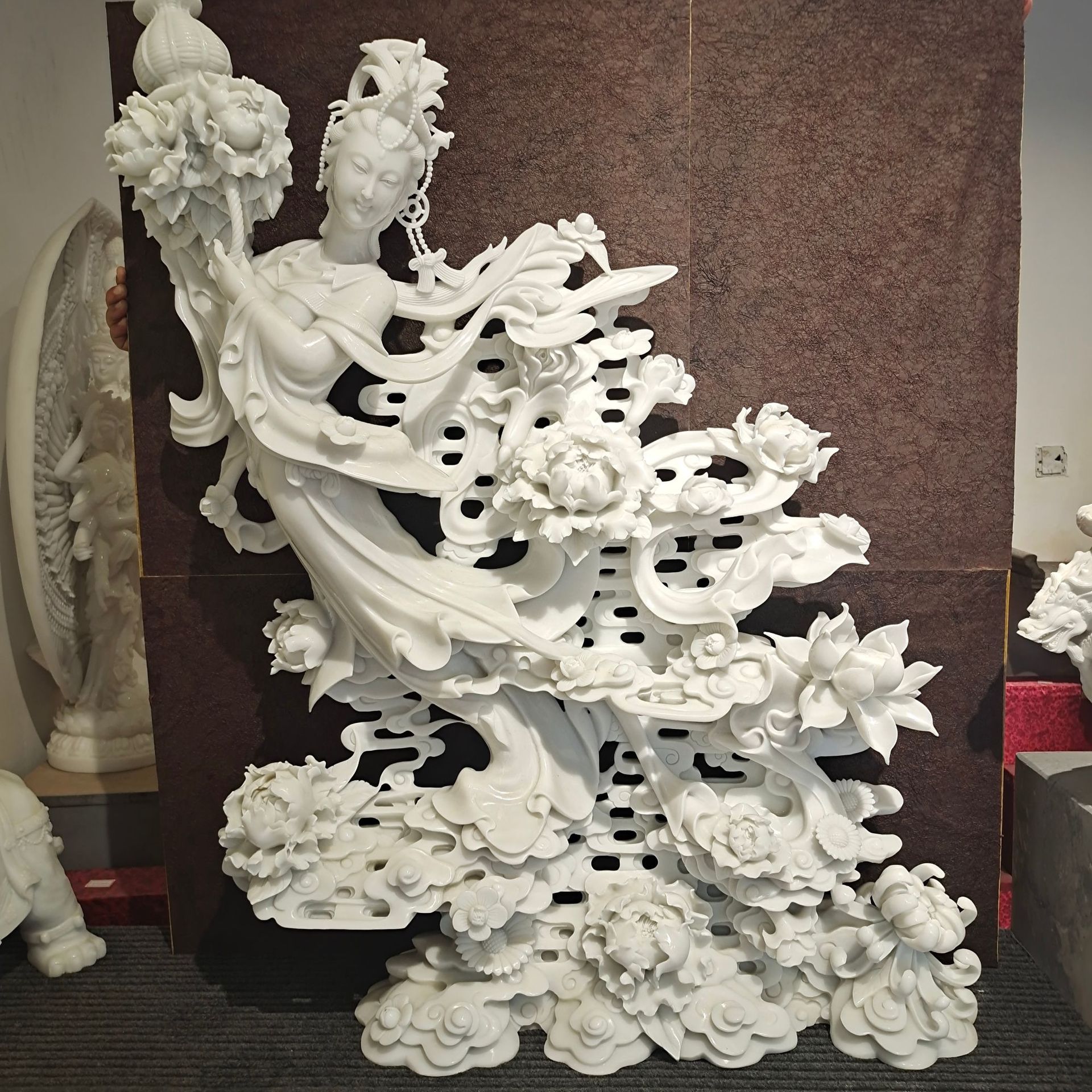 0成交14尊相似石雕仙女散花厂家供应汉白玉人物雕