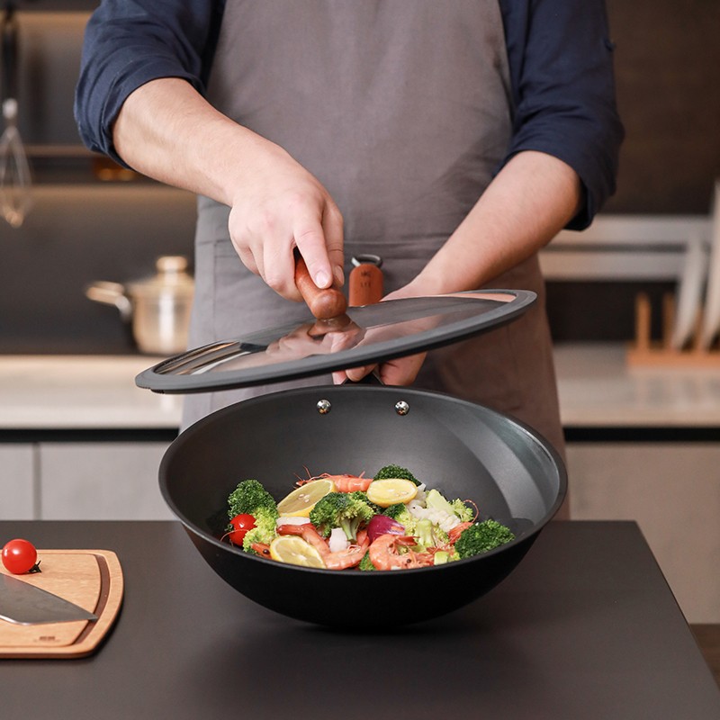 三禾铁锅 炒锅家用窒氮轻铁锅无涂层少油烟炒菜锅锅具礼品批发