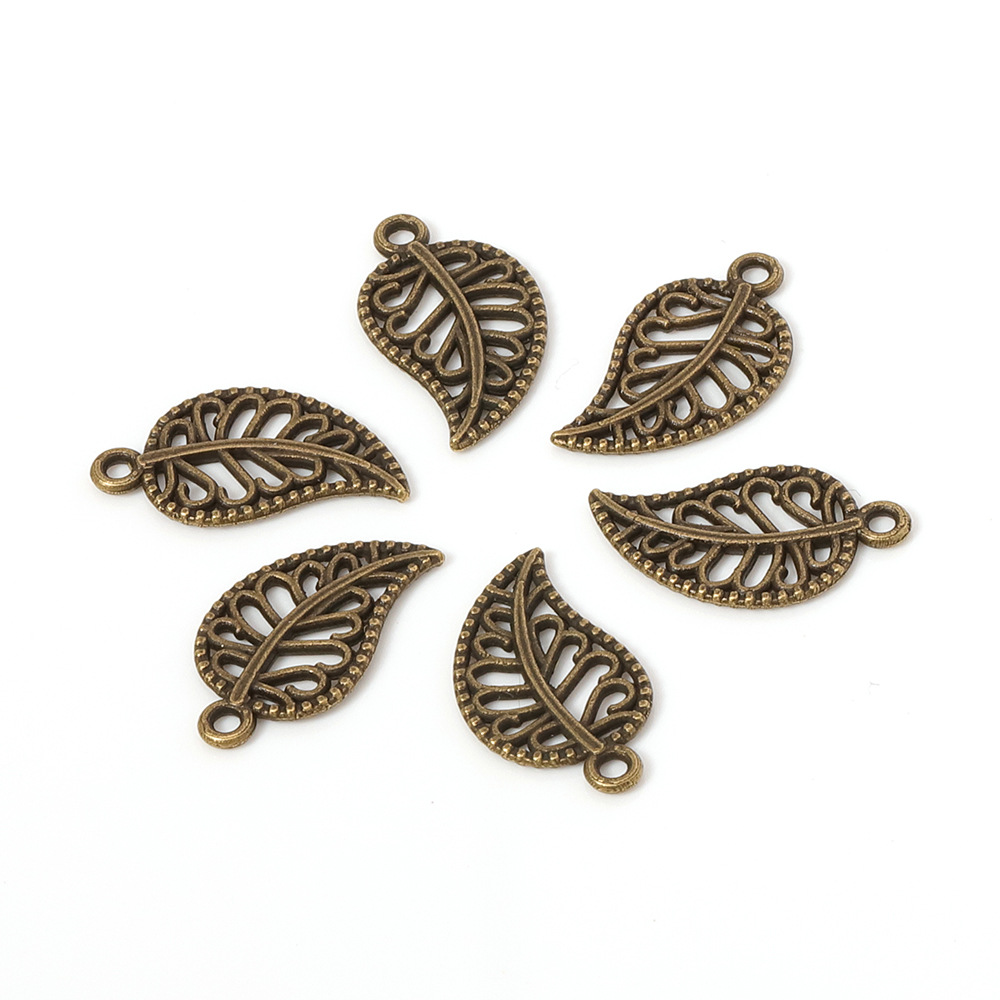 手工diy树叶吊饰合金手链配饰镂空金属叶子项链吊坠首饰大量批发