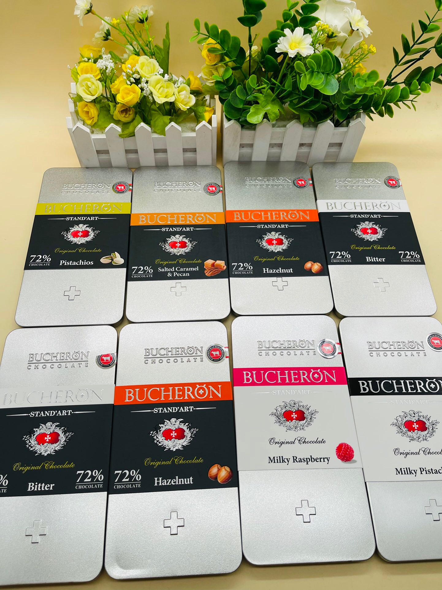 俄罗斯bucheron树莓铁盒72%榛子开心果焦糖牛奶巧克力阿斯顿恋人
