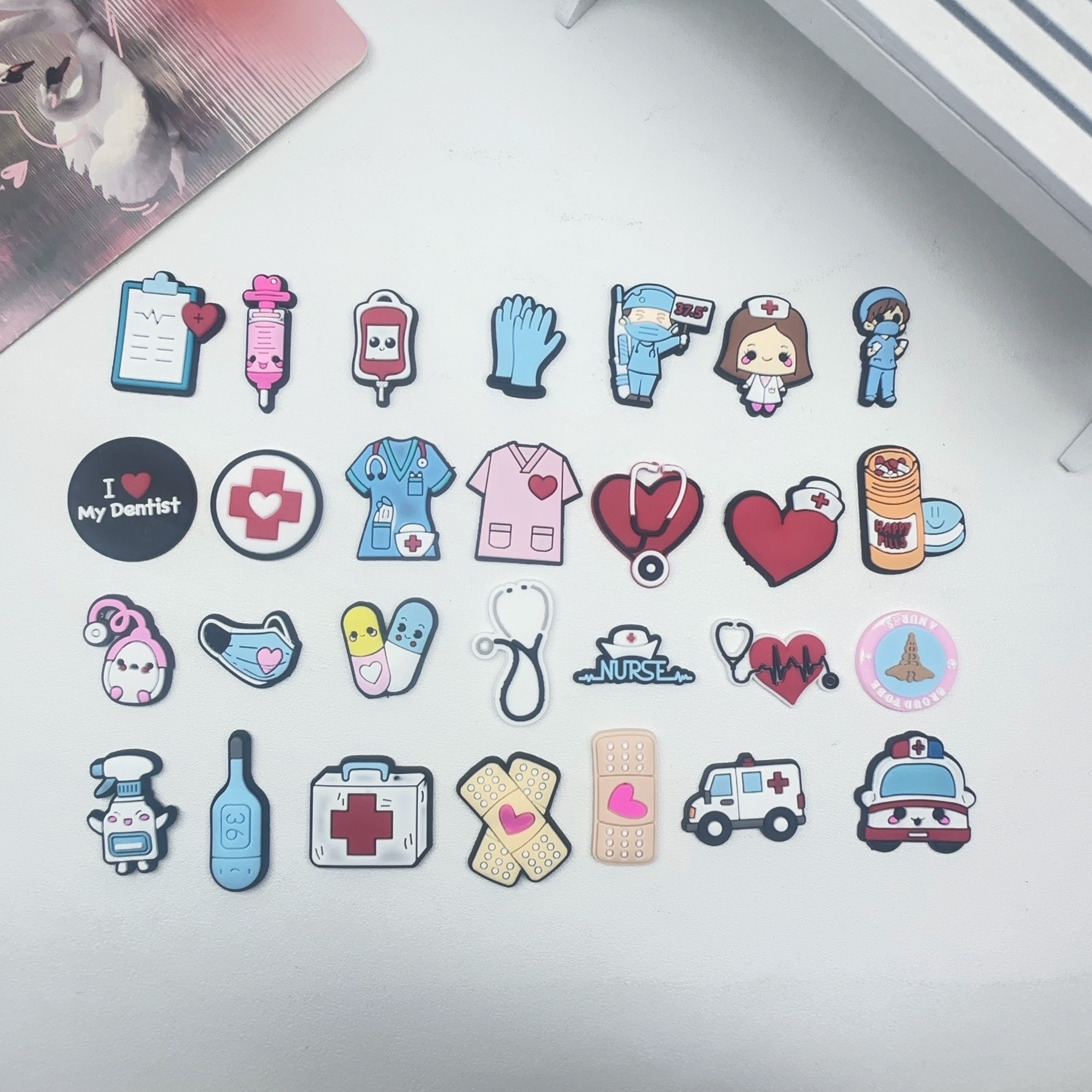 卡通医护医疗工具搞怪软胶配饰 diy鞋帽玩具包包手机壳饰品冰箱贴