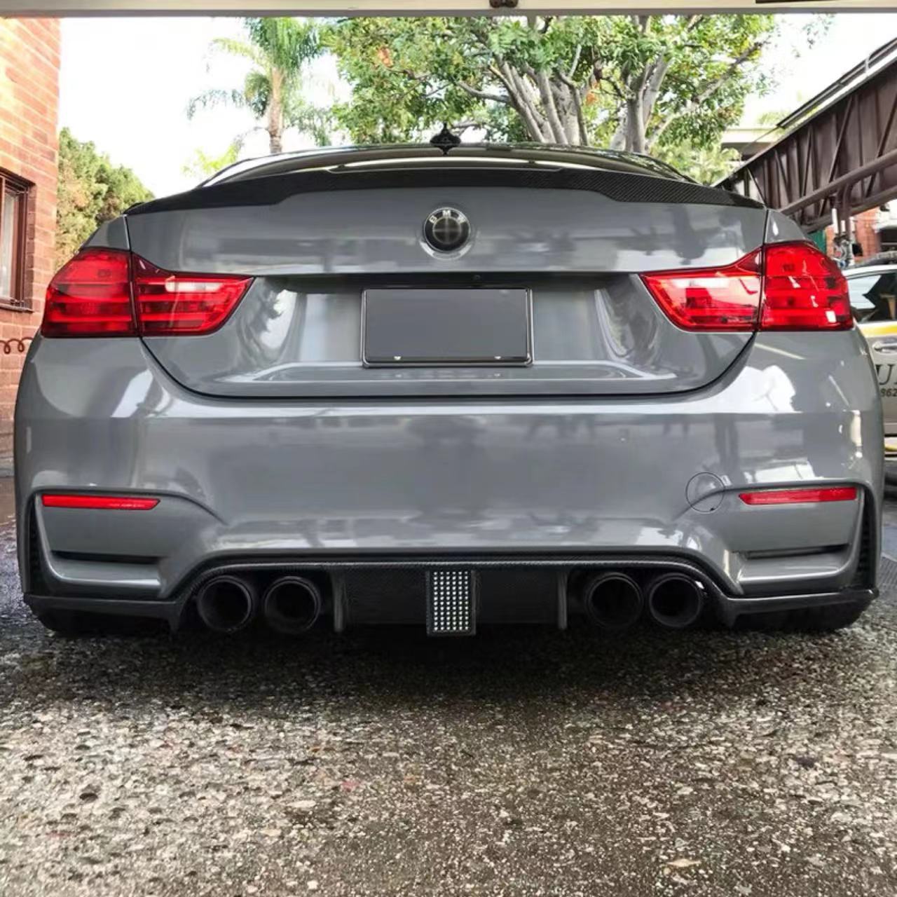 适用于宝马14-18m3m4 f80/f82改v款带灯不带灯后唇尾唇后杠后扰流