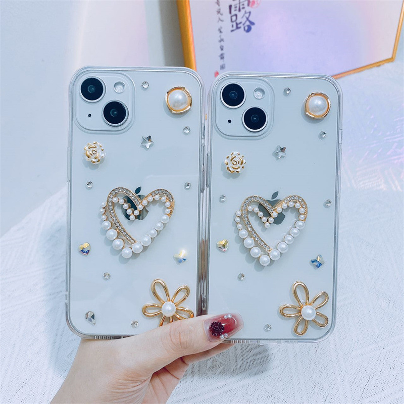 水钻爱心珍珠花iphone15手机壳适用苹果14promax透明13简约12软套