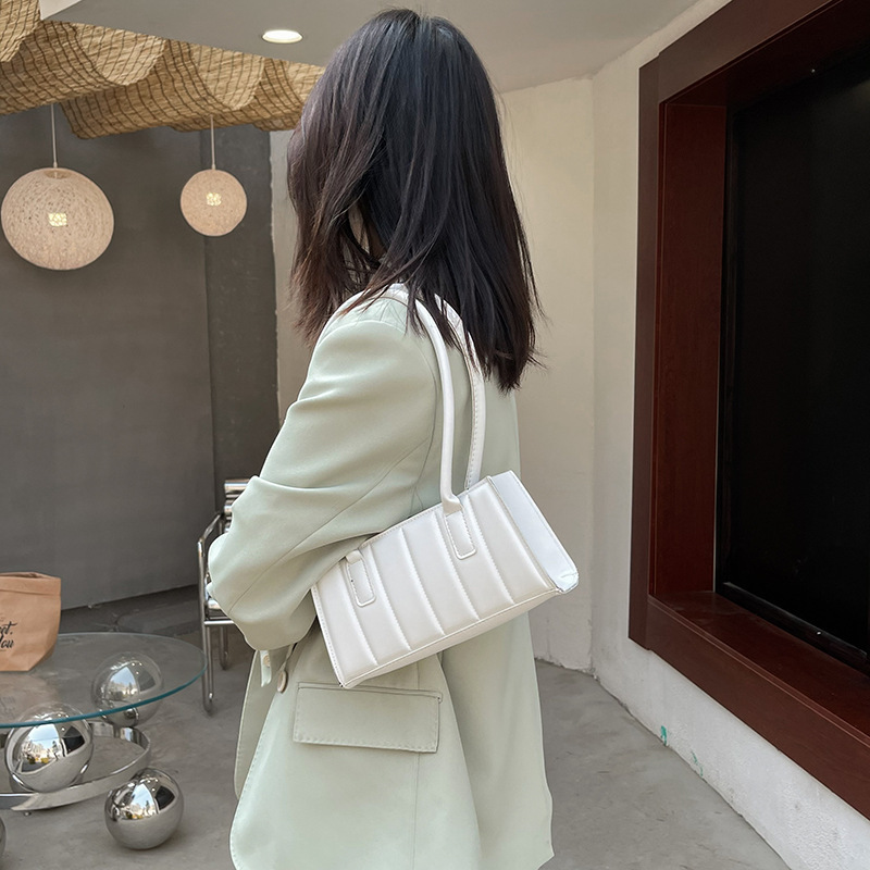 New High Quality Small Bag Women's 2021 Spring and Summer New Fashion Solid Color Single-Shoulder Bag Western Style Portable Simplicity Small Square Bag