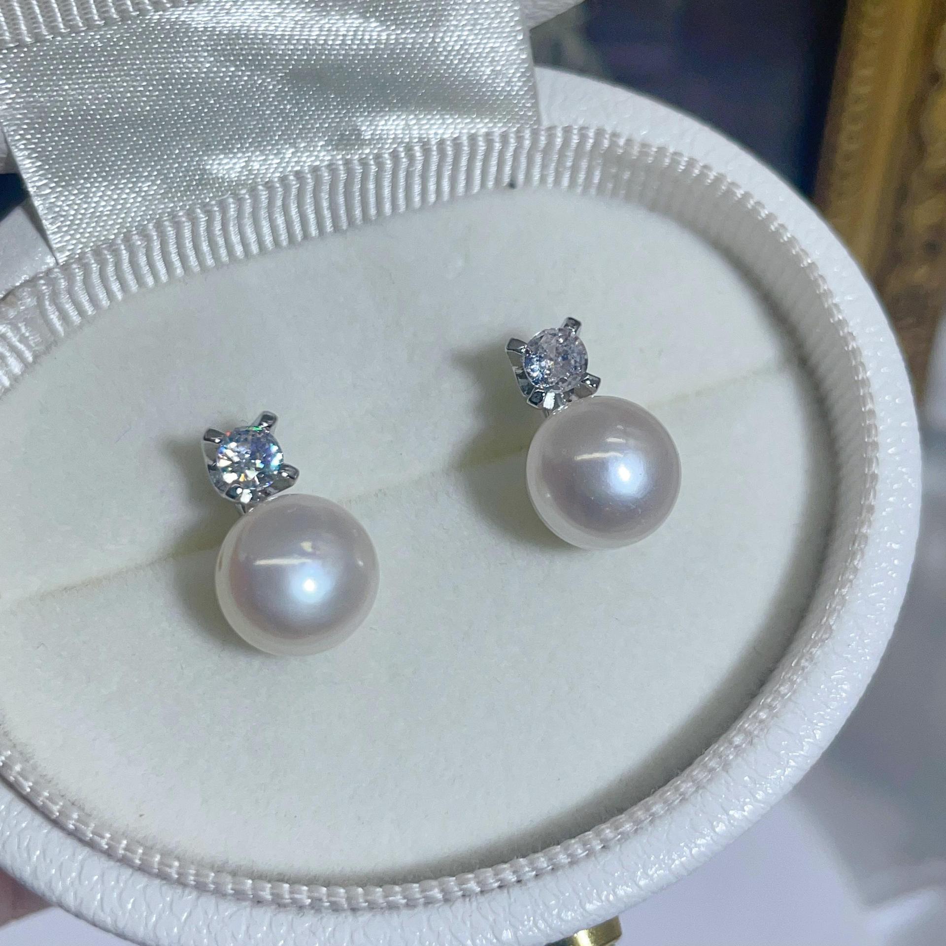 925 Needle Silver Fashion Korean Retro Pearl Zircon Stud Earrings Female Niche Cold Style High-Grade Earrings