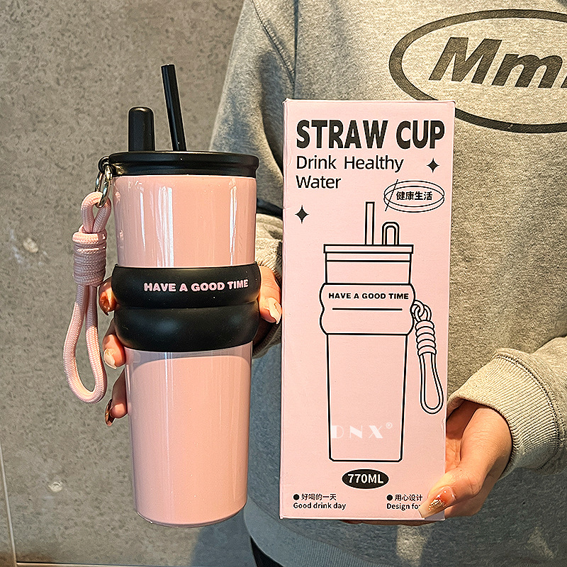 高颜值大容量保温杯不锈钢咖啡杯新款高级感冰霸杯吸管杯简约杯子