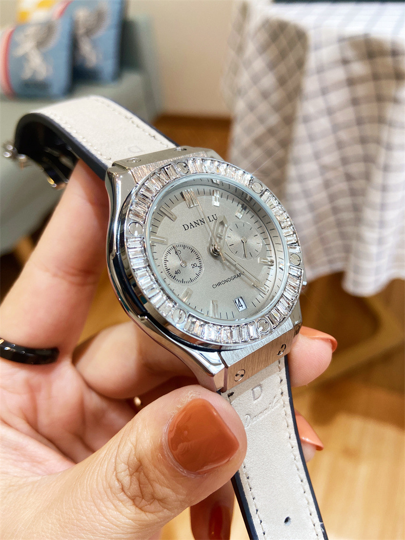 手表女潮运动时尚个性镶钻石英表大表盘女表宇舶高档手表男直播货