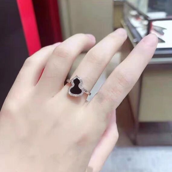 麒麟葫芦戒指925纯银镀18k金麒麟镶钻白贝母戒指红玉髓指环手饰品