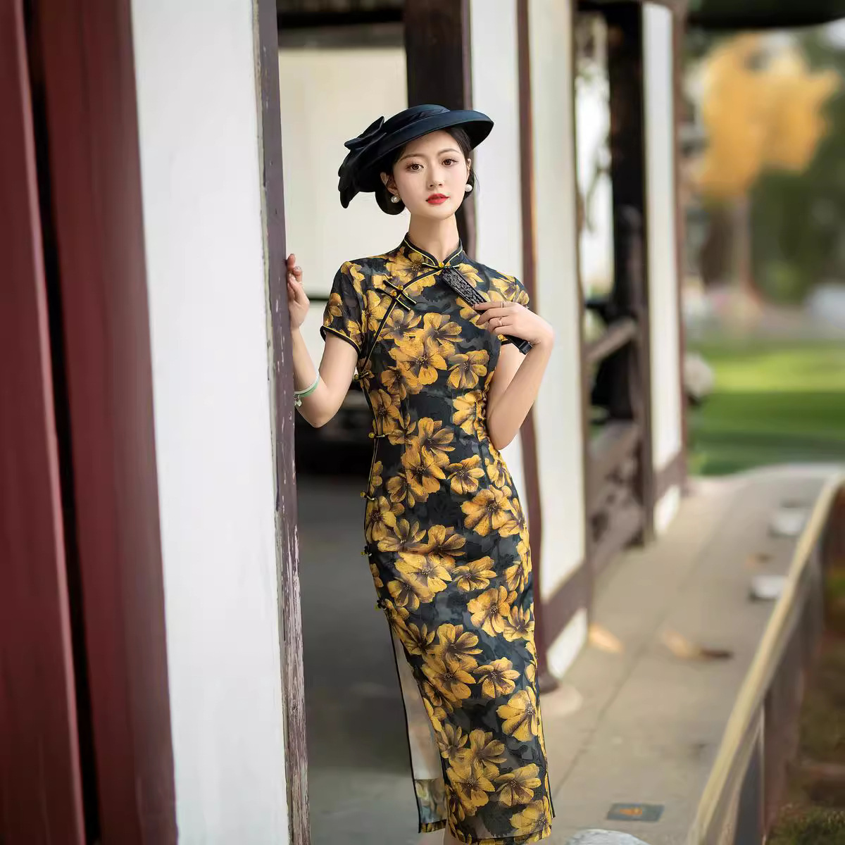 新中式复古国风旗袍2024春夏新品改良剪花绡气质优雅日常演出旗袍
