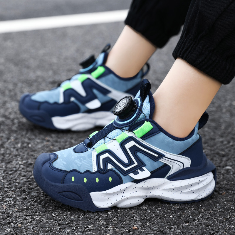 bkg童鞋男童跑步鞋秋冬新款防水防滑女童鞋子皮面加绒儿童运动鞋