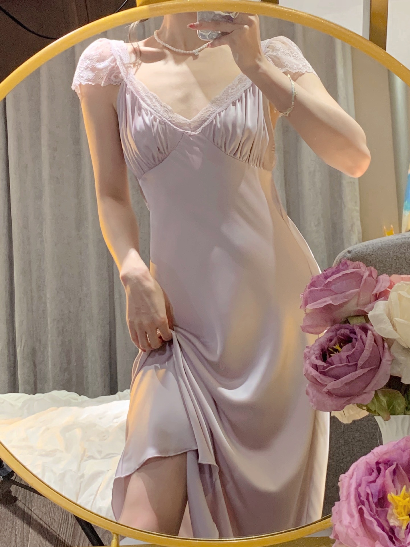 性感蕾丝仿真丝睡衣图片