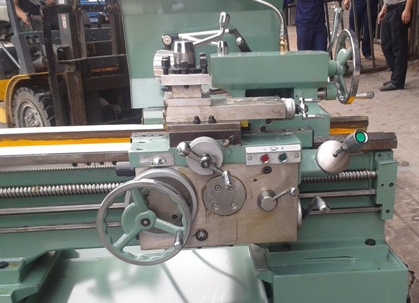 供应南方大孔径车床 cn6140b车床
