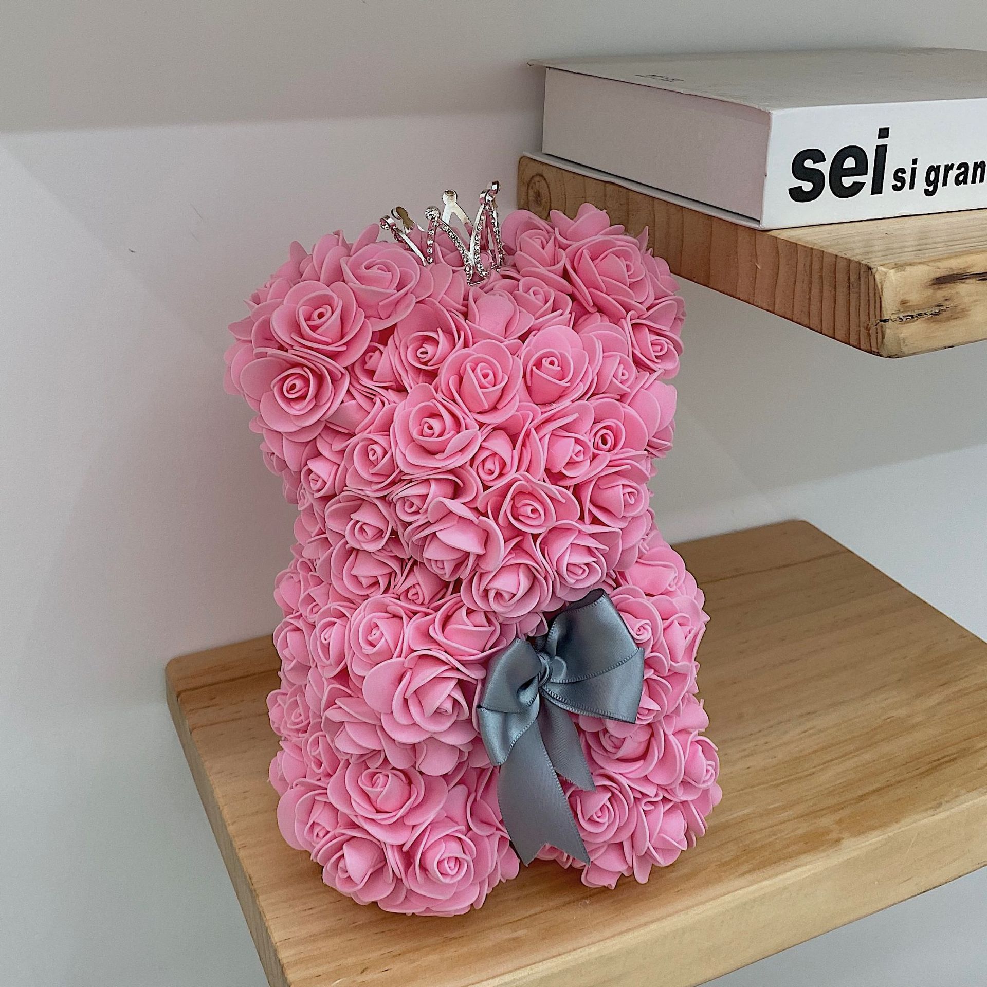 25cm pe玫瑰花小小熊水钻皇冠加礼盒送礼大气永生花玫瑰熊