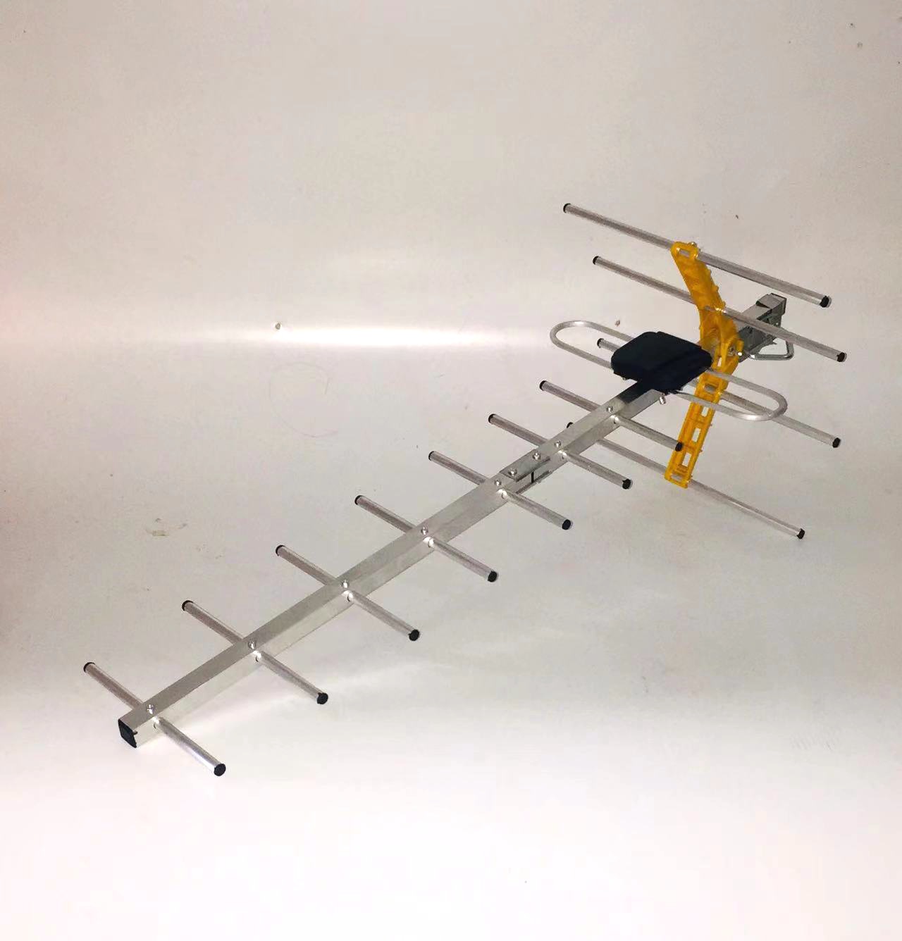 地面波数字电视室外分体九单元环型振子八木天线接收电视信号(淘