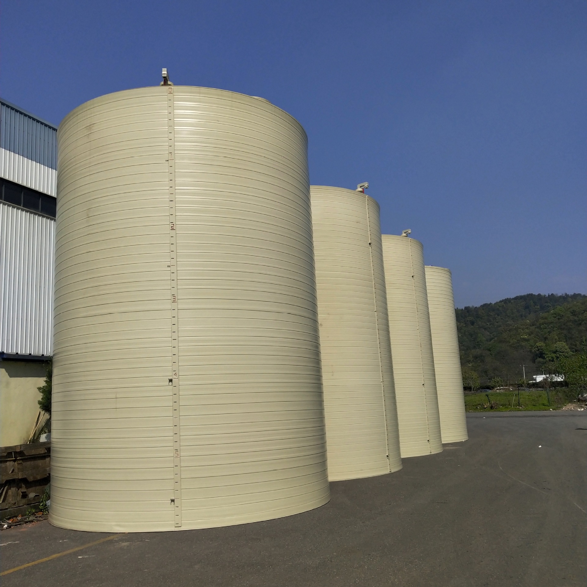 厂家出售pp缠绕贮罐真空罐搅拌罐缓冲罐