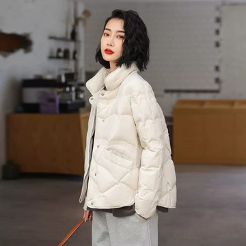 秋冬立领羽绒服女短款白鸭绒保暖冬装外套轻薄复古文艺祥云