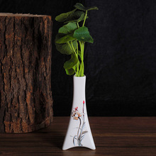 花插手绘白瓷小花瓶陶瓷创意瓷瓶中式小花瓶迷你摆件水培花器