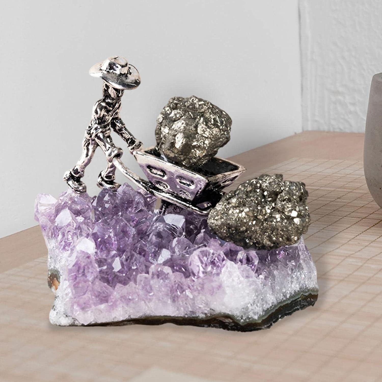 天然紫晶簇矿工创意水晶奇石家居书房小摆件北欧风工艺品盒装批发