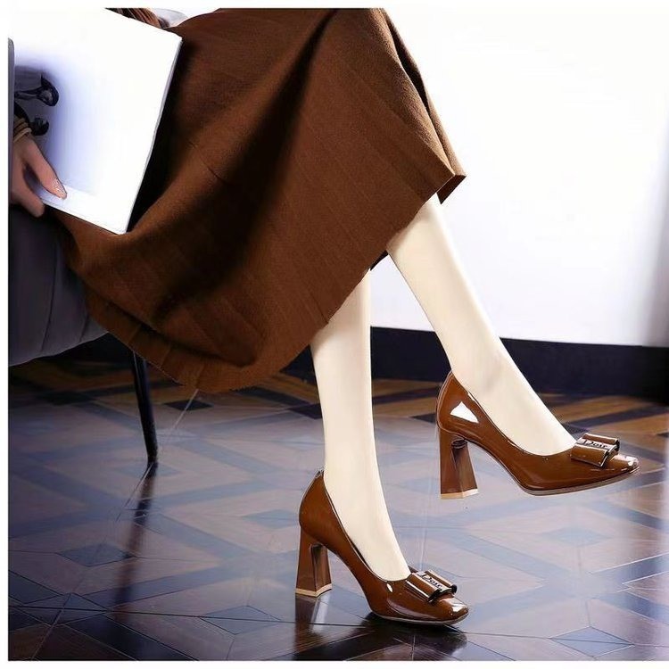 韩版气质方扣高跟鞋女2023春季新款时尚浅口粗跟时装单鞋女潮代发