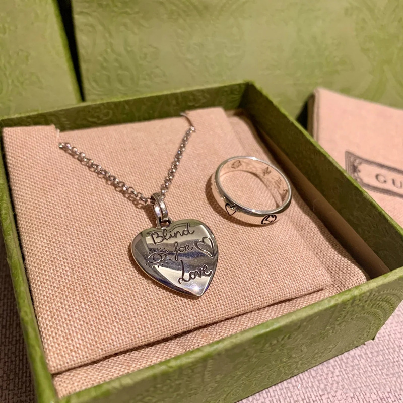 古奇家925银blindfor love爱无畏爱心吊坠项链男女同款情侣毛衣链