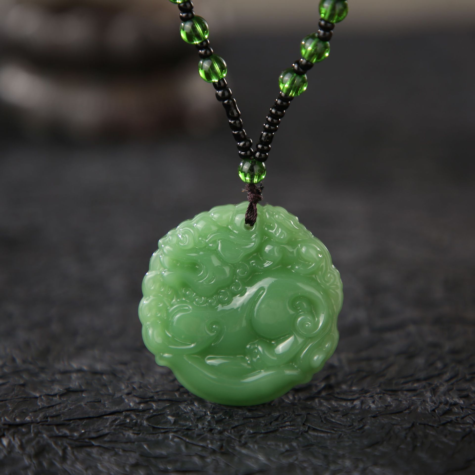 绿玉色单面貔貅吊坠碧玉麒麟项链平安扣招财挂件景区热卖直播礼品