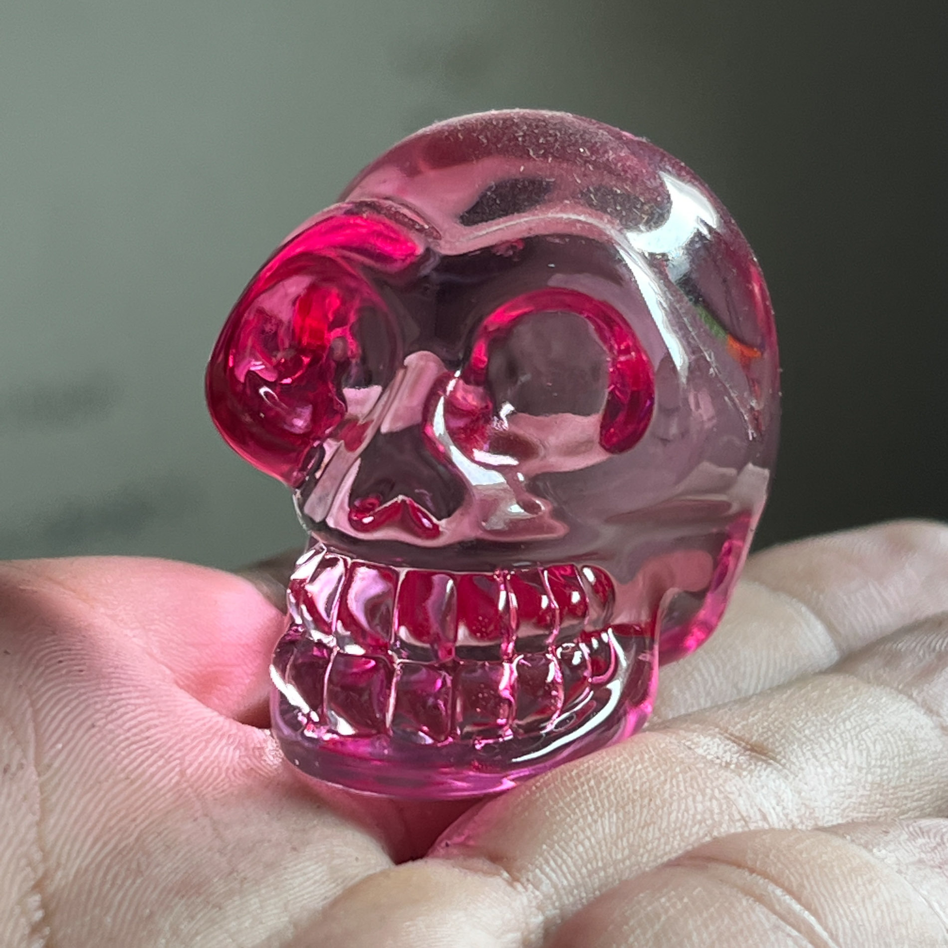 万圣节仿真水晶骷髅头礼品透明鬼屋酒吧装饰外贸批发创意恐怖鬼头