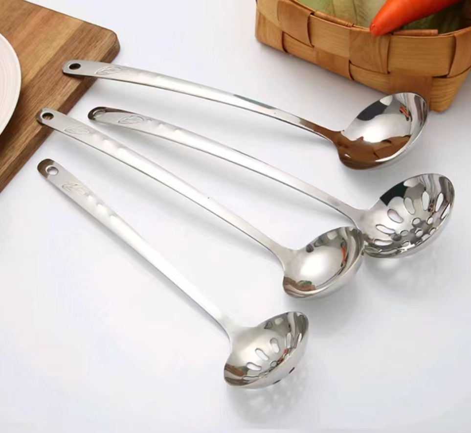 large hot pot spoon household stainless steel spoon hotel sheng soup and porridge long handle kitchen spoon hot pot soup ladle colander suit