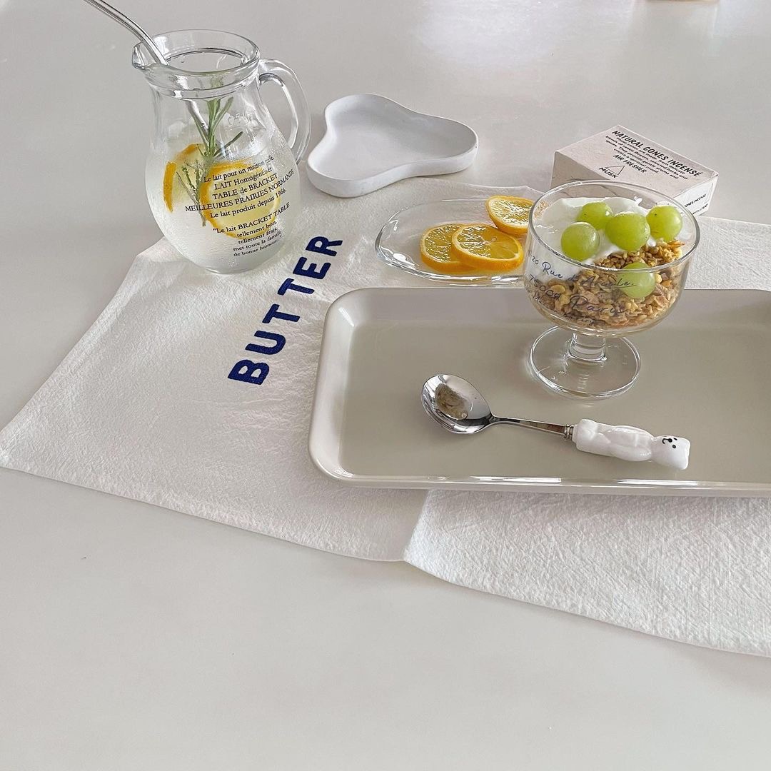 韩国ins博主刺绣英文butter餐布法式复古餐垫好看美食拍照背景布
