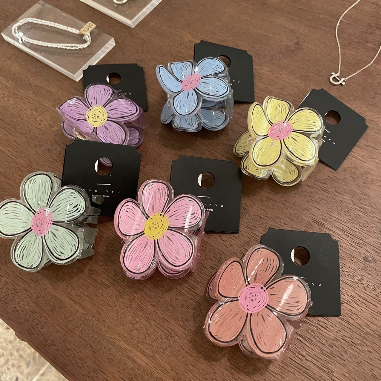 South Korea Dongdaemun Nyunyu Acrylic Flower Hair Clip Sweet Cute Spring and Summer New Hair Claw Hair Accessories Female Hairpin