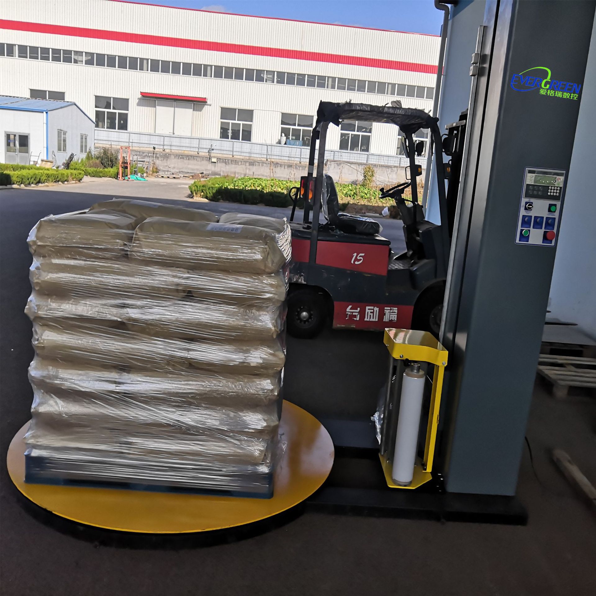 黑龙江牡丹江压顶全自动缠绕机厂家直供托盘缠绕膜打包机 服装家纺