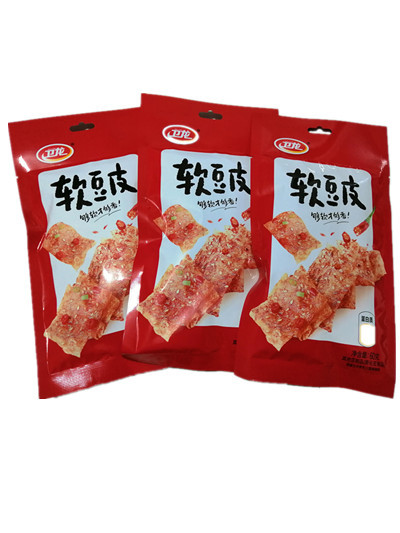 卫龙60g软豆皮新包装新口味办公室休闲零食卫龙网红麻辣豆干辣条