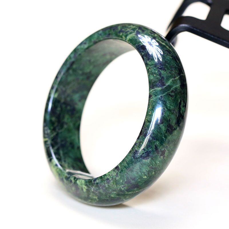 西藏玉药王石手镯 带磁性橄榄陨石加宽黑墨玉手镯 圆条镯直播货源