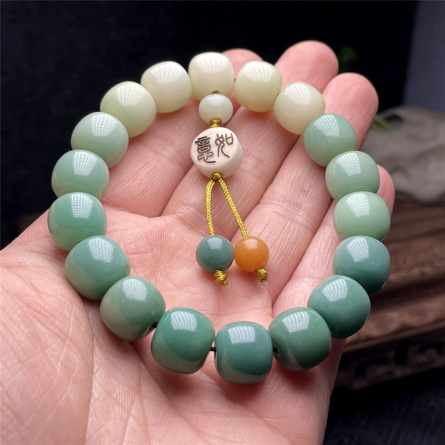 Natural Gradient Green Bodhi Bracelet Male Yin Leather Green Barrel Beads Retro Easy Matching Single Ring Bracelet Female Prayer Beads Jewelry