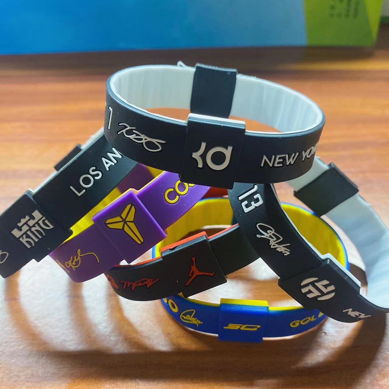 nba球星手环 科比硅胶手腕带詹姆斯欧文杜兰特库里哈登湖人队手环