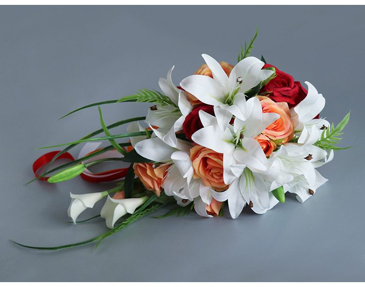 仿真百合新娘手捧花水滴瀑布韩式婚礼拍照道具花束亚马逊厂家批发
