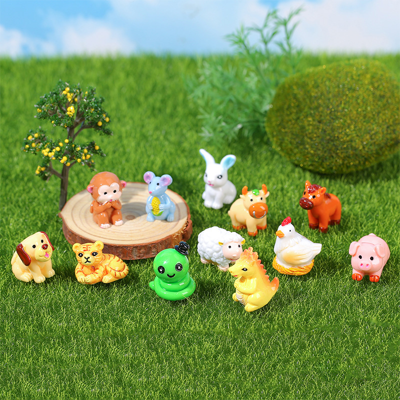 十二肖动物玩具微景观摆件 创意可爱多肉装饰树脂工艺品儿童玩偶