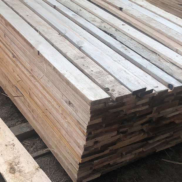 建筑工程工地木板材枕木垫木 支模跳板铁杉辐射松花旗松建筑木方