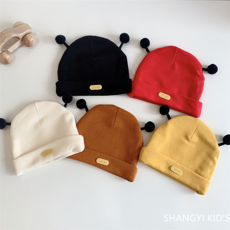 宝宝卡通翻边帽