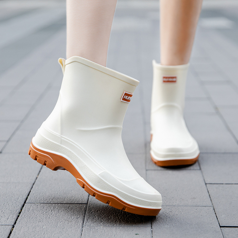 Cross-Border Lightweight Outdoor Short Rain Boots Women's Outer Wear Solid Color Simple Waterproof Shoe Cover Thick Fashion Rain Boots Women